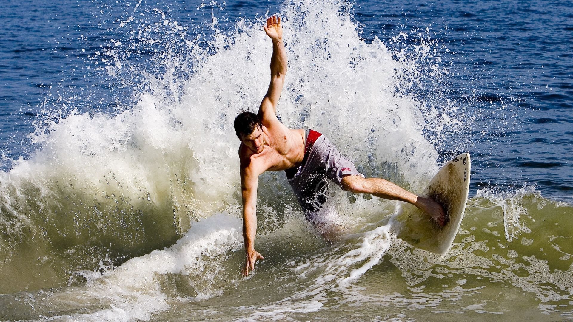 凯恩的利剑划破北美寒夜，当足球成为丈量世界的标尺