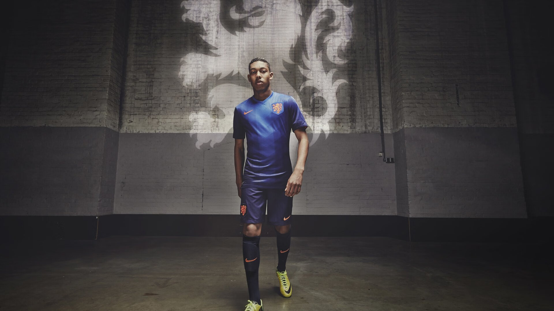 德布劳内爆发，巴萨一波流如何带走加纳足球的未来？